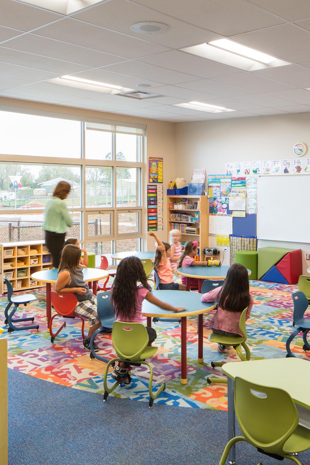IgnacioElem Interior Photo Classroom 02