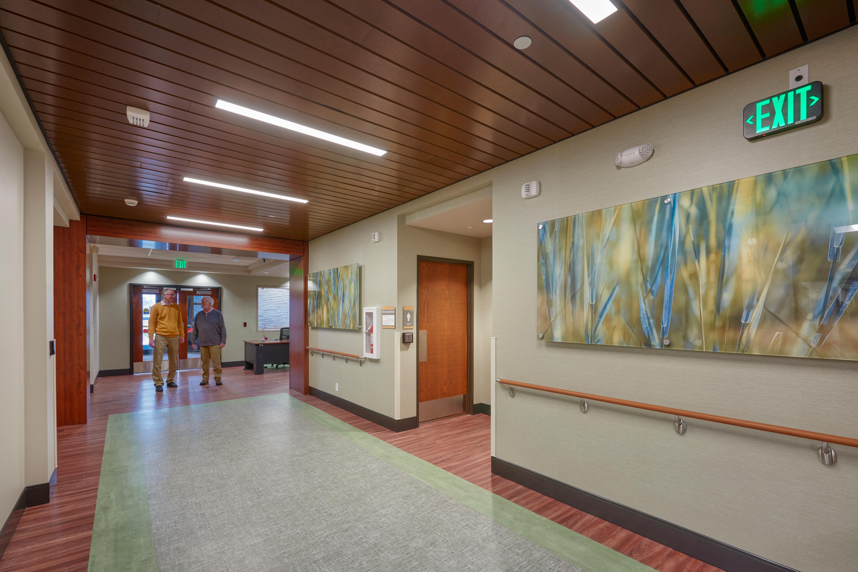 rmhc pace interior photo entry hallway w people 3Kx2K